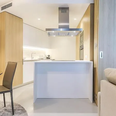 Pombal Contemporary Ac Elevator Lissabon