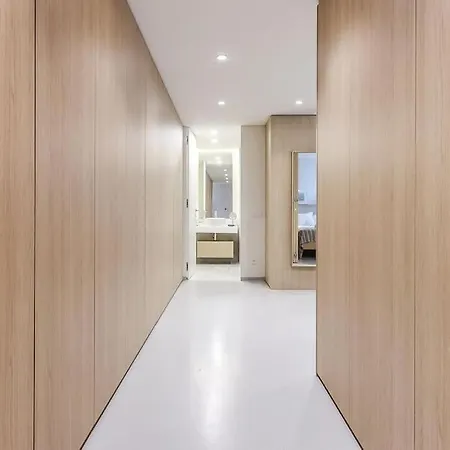 Pombal Contemporary Ac Elevator * Lissabon