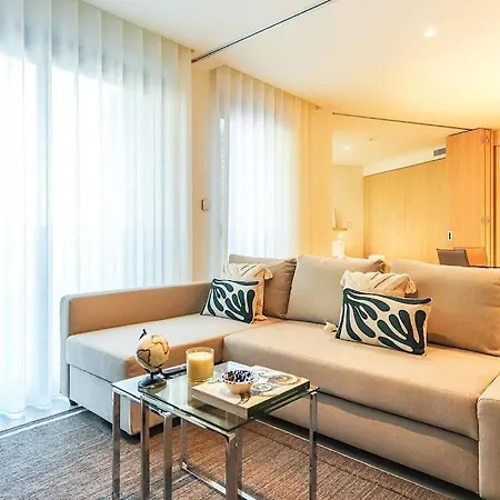 Pombal Contemporary Ac Elevator